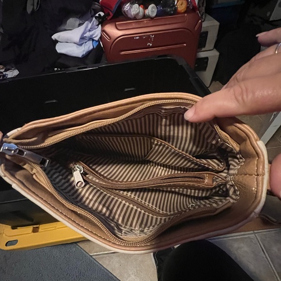 Purse - Picture 4 of 4